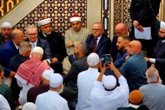 অস্ট্রেলিয়ার প্রধানমন্ত্রী মসজিদে