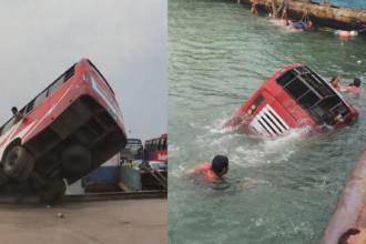 দৌলতদিয়া ঘাটে বাস নদীতে, হতাহতের আশঙ্কা